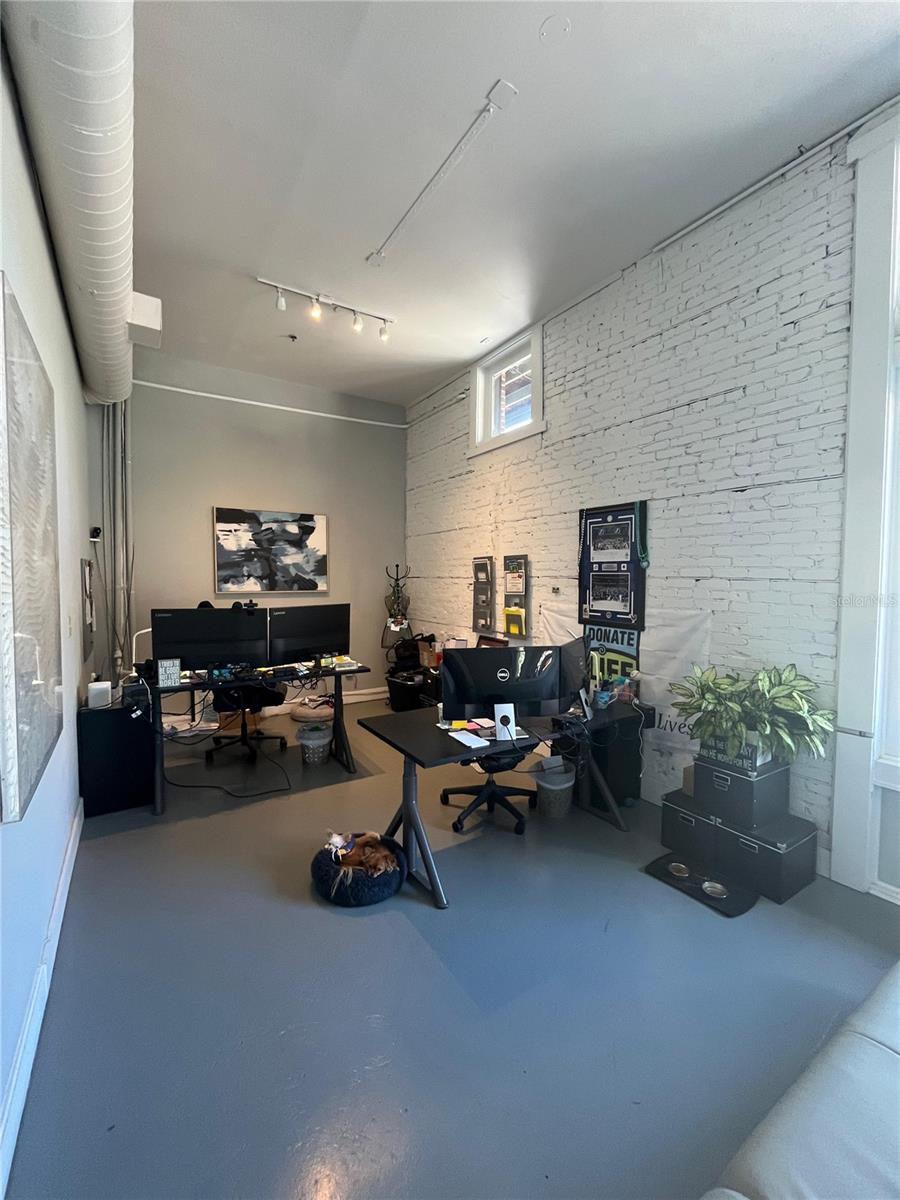 Image 14 of 18 For 1501 9th Avenue A & B