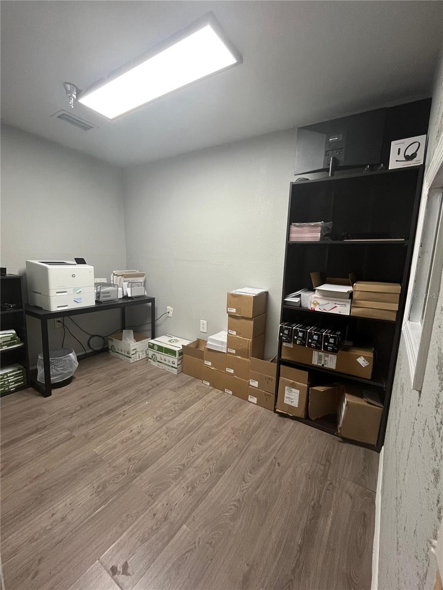 Image 16 of 18 For 1501 9th Avenue A & B