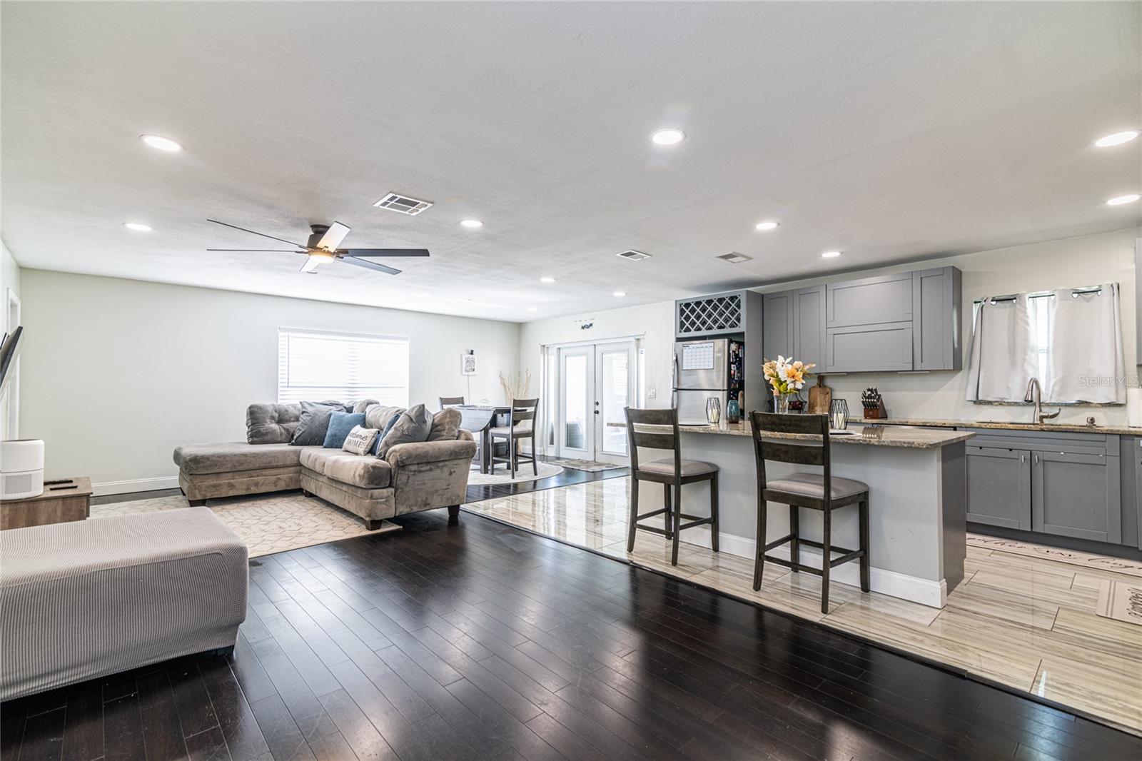 Image 12 of 32 For 13908 Capitol Drive