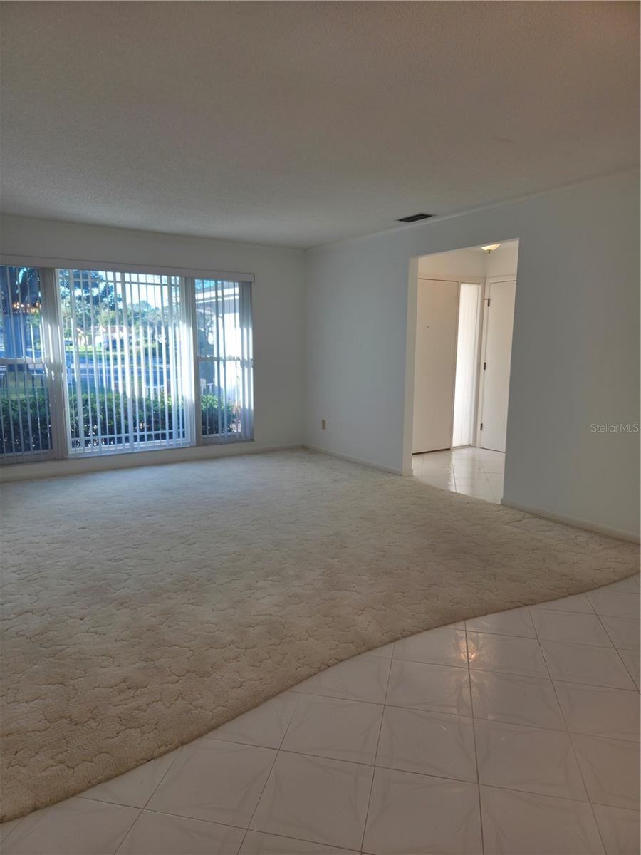 Image 4 of 5 For 2700 Westchester Drive N