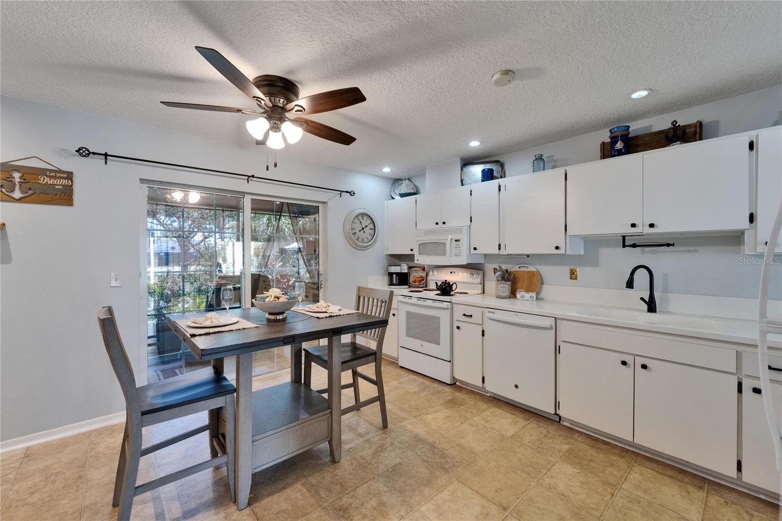 Image 8 of 17 For 1349 New Bedford Drive