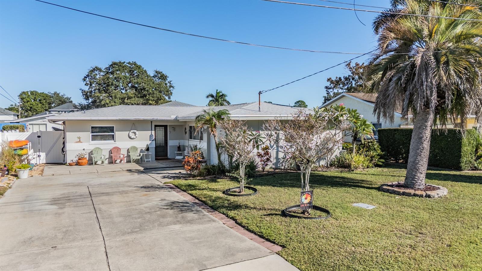Details for 208 Canal Drive, PALM HARBOR, FL 34684