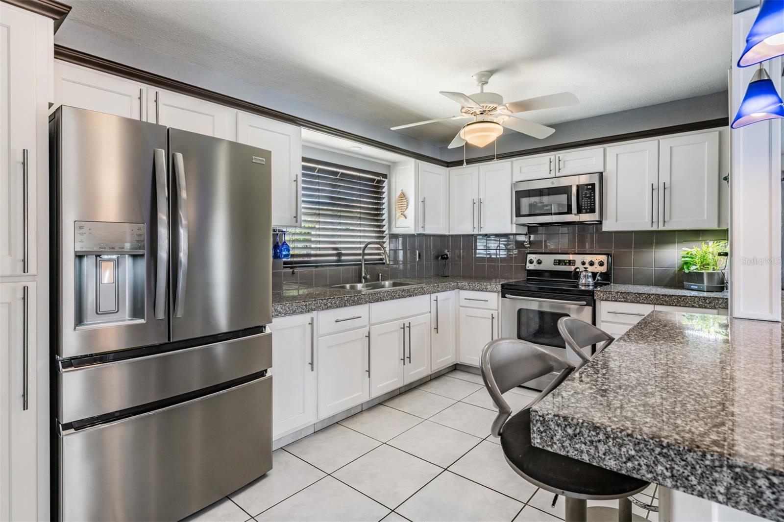 Image 12 of 44 For 208 Canal Drive