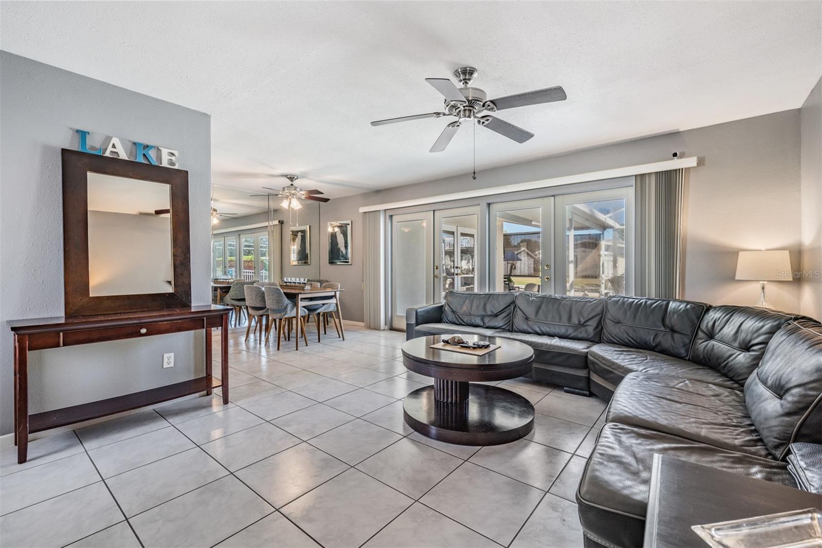 Image 14 of 44 For 208 Canal Drive