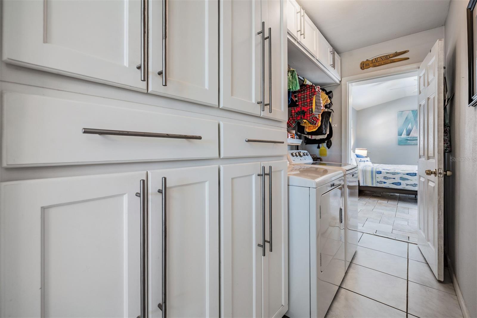 Image 24 of 44 For 208 Canal Drive