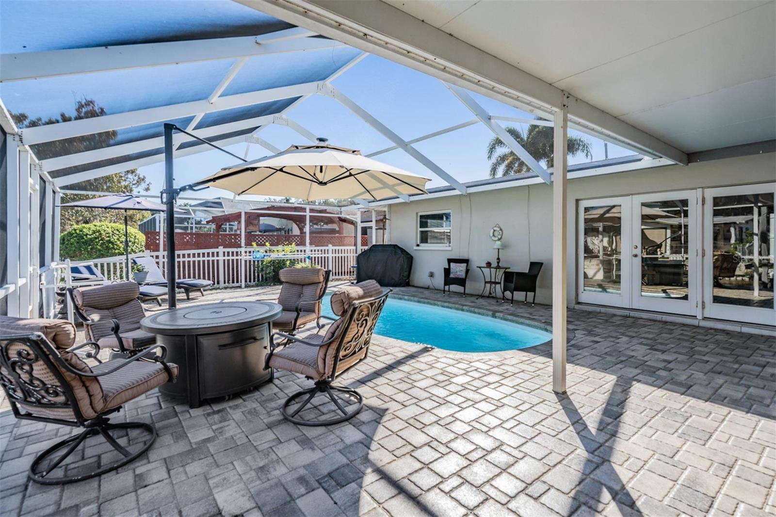 Image 29 of 44 For 208 Canal Drive