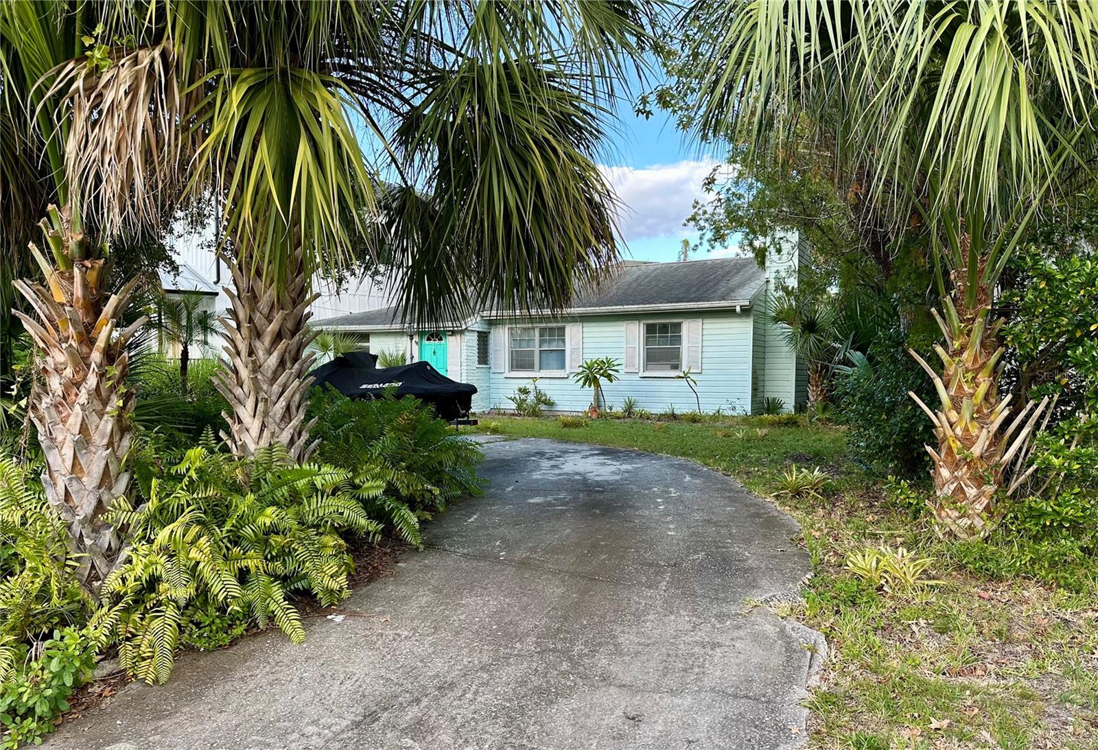 Image 3 of 7 For 3620 Royal Palm Circle