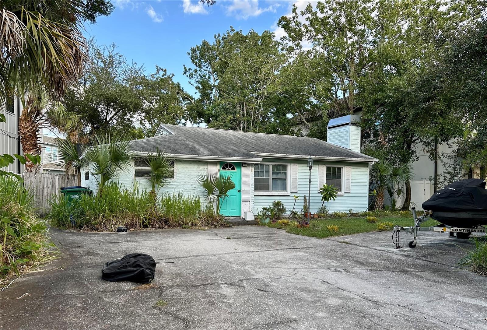 Image 5 of 7 For 3620 Royal Palm Circle