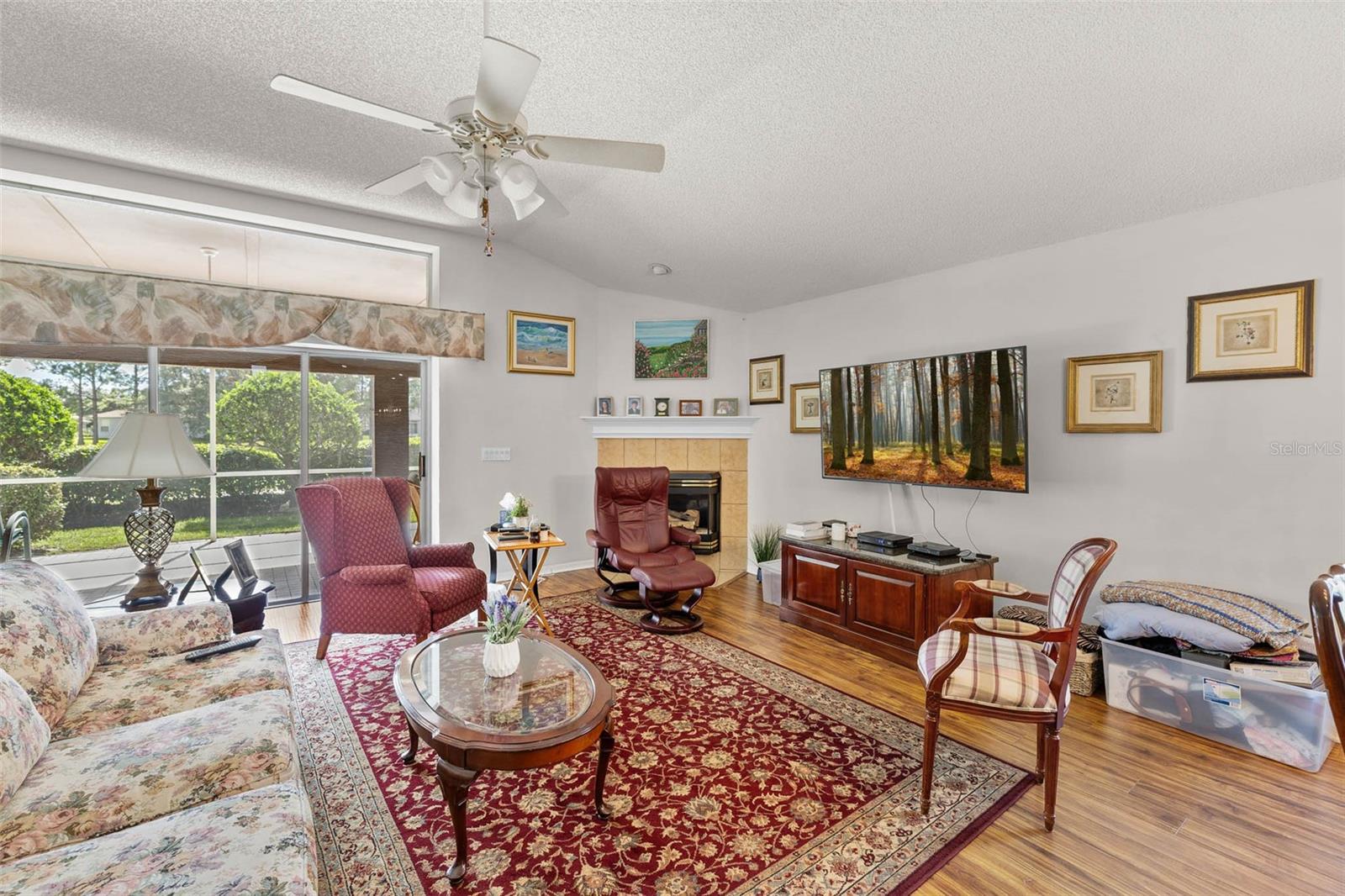 Image 8 of 28 For 14462 Tamarind Loop