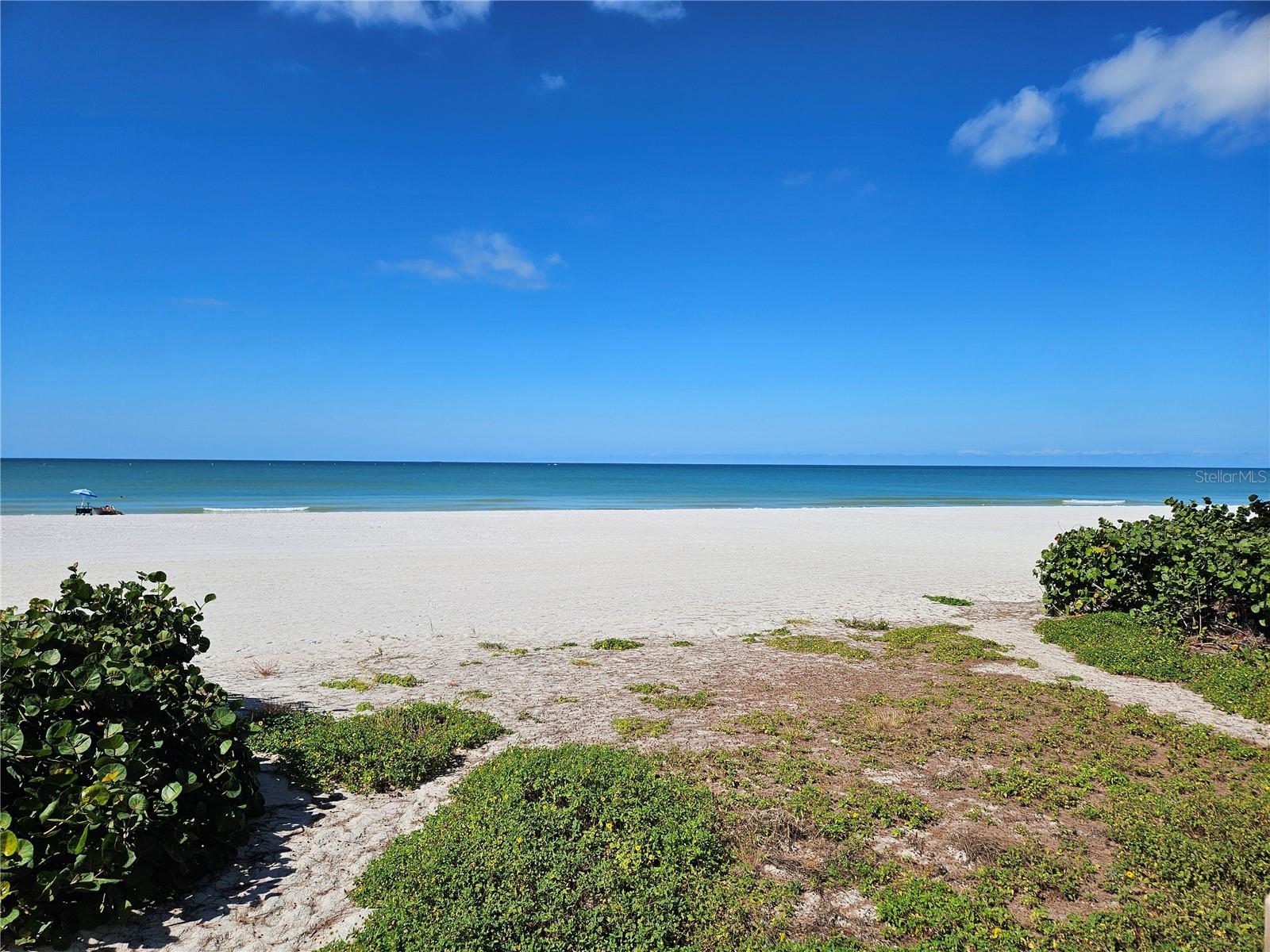 Image 4 of 51 For 19810 Gulf Boulevard 3