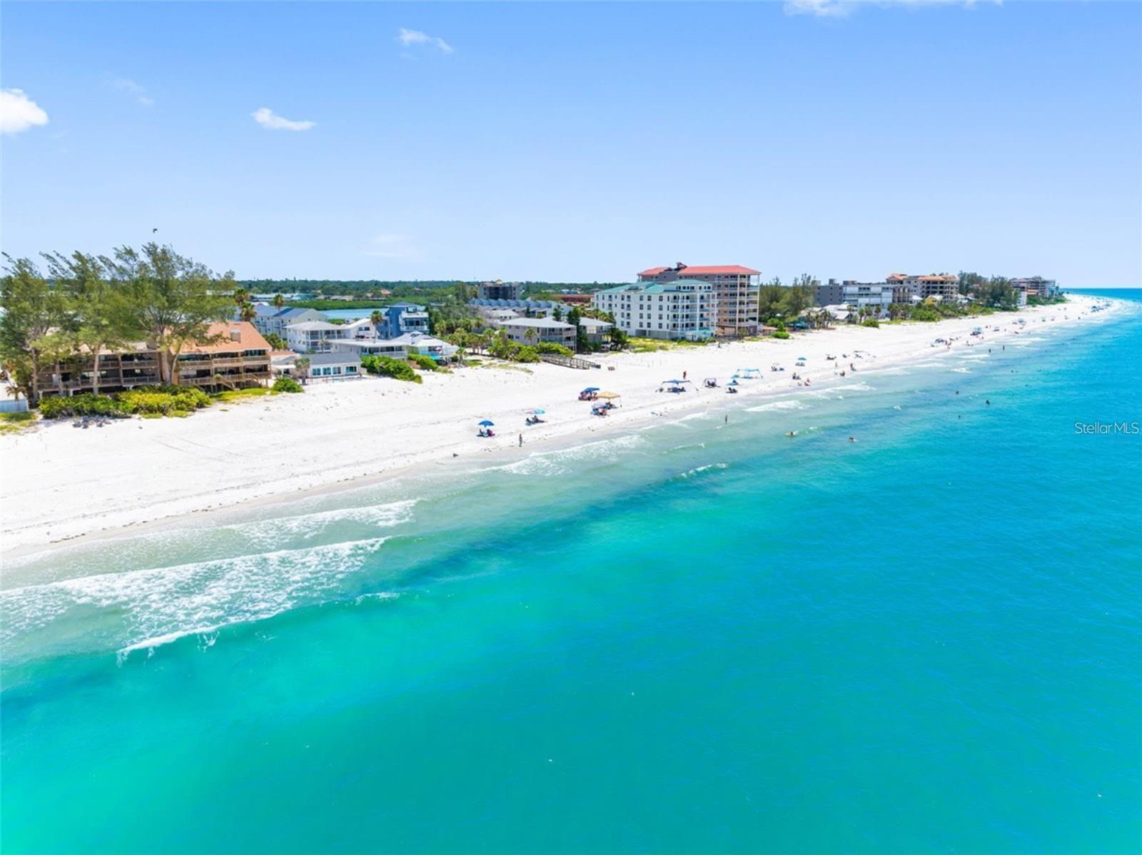 Image 49 of 51 For 19810 Gulf Boulevard 3