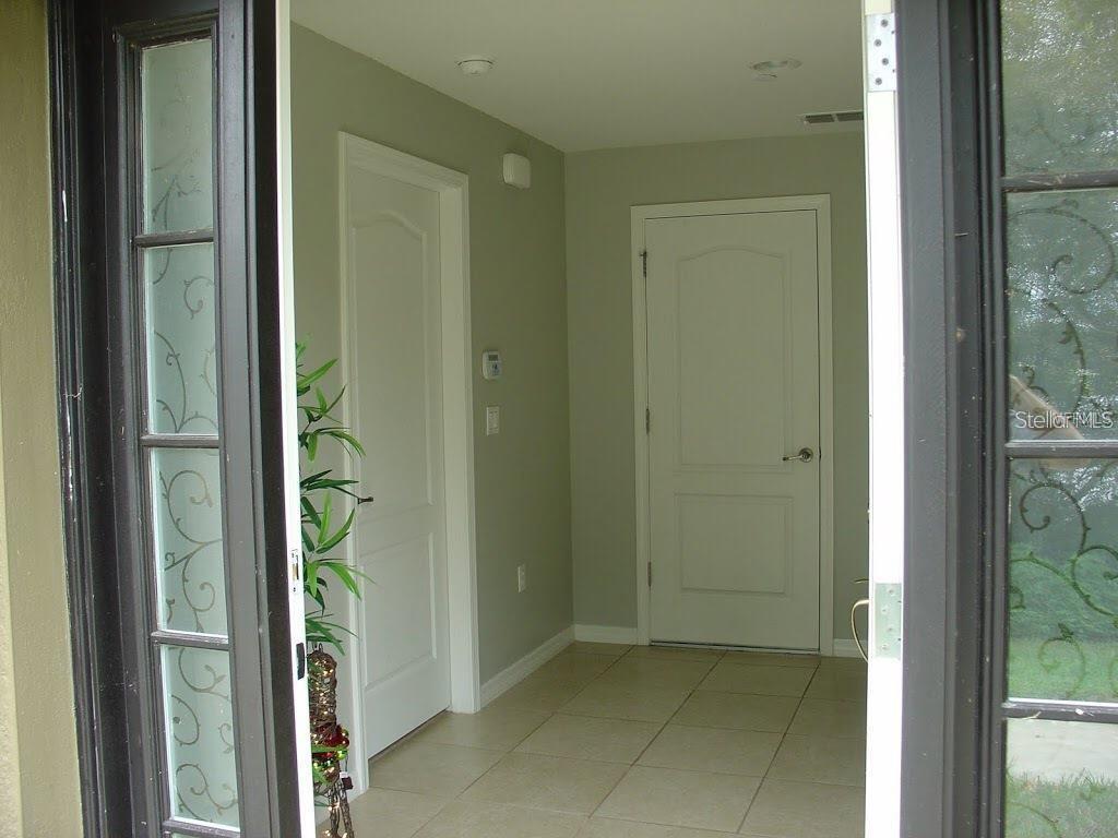 Image 2 of 4 For 10144 Arbor Run Drive 68