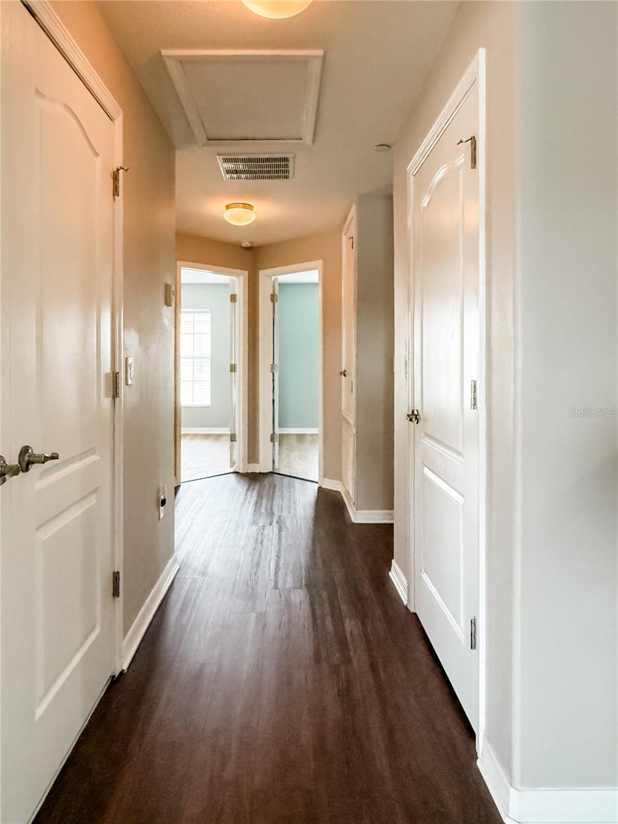 Image 21 of 38 For 10144 Arbor Run Drive 68