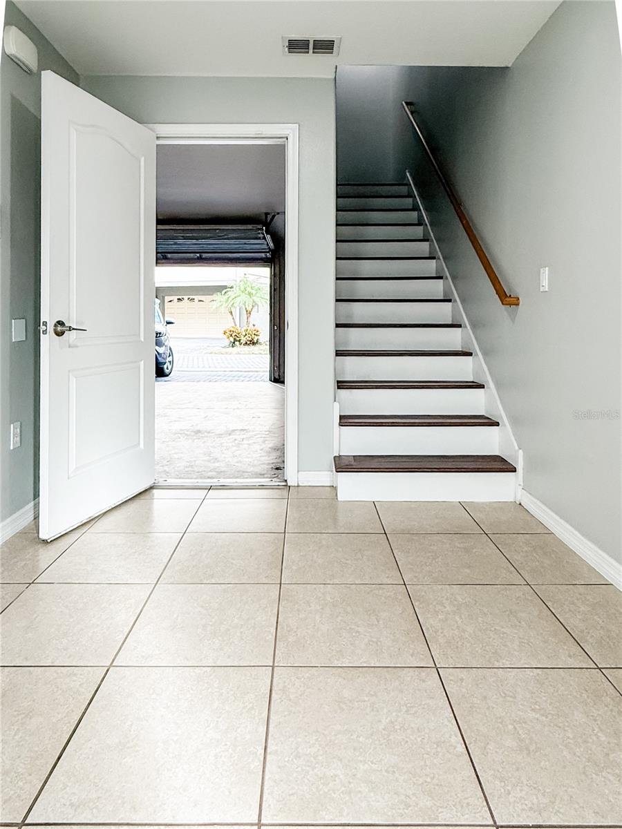 Image 6 of 38 For 10144 Arbor Run Drive 68