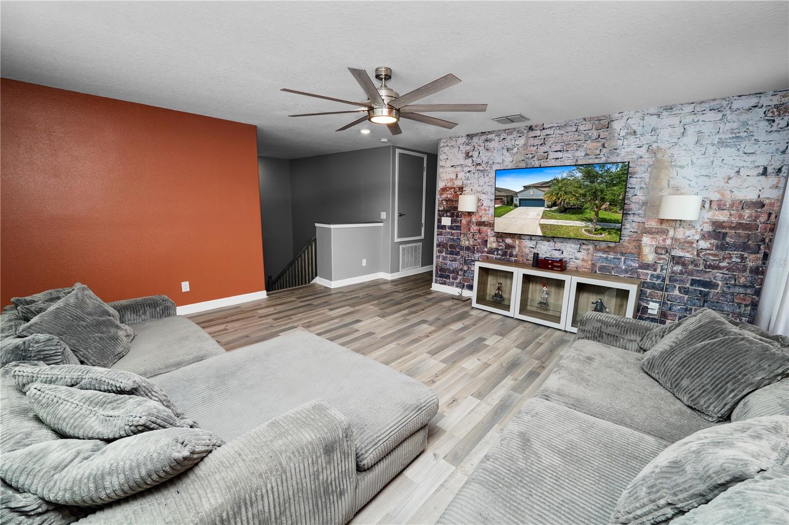 Image 29 of 48 For 13917 Roseate Tern Lane