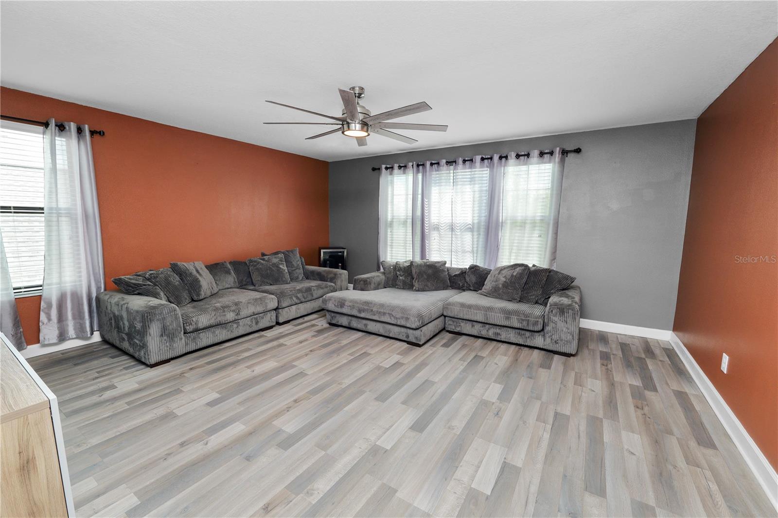 Image 30 of 48 For 13917 Roseate Tern Lane