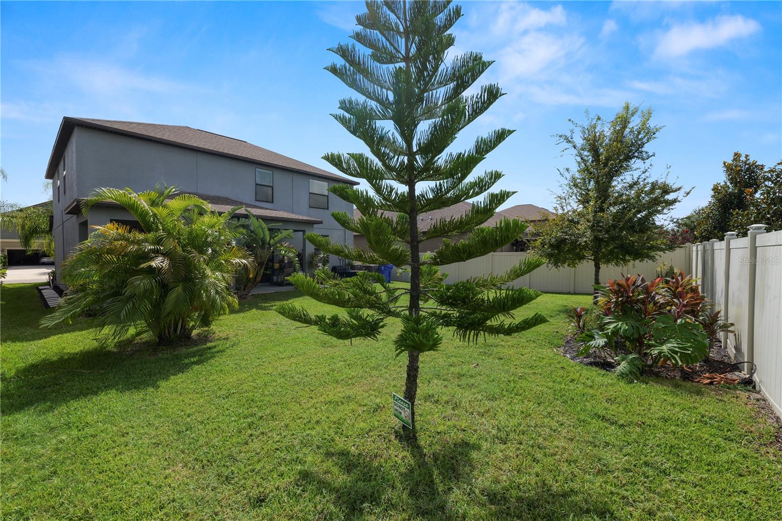 Image 36 of 48 For 13917 Roseate Tern Lane