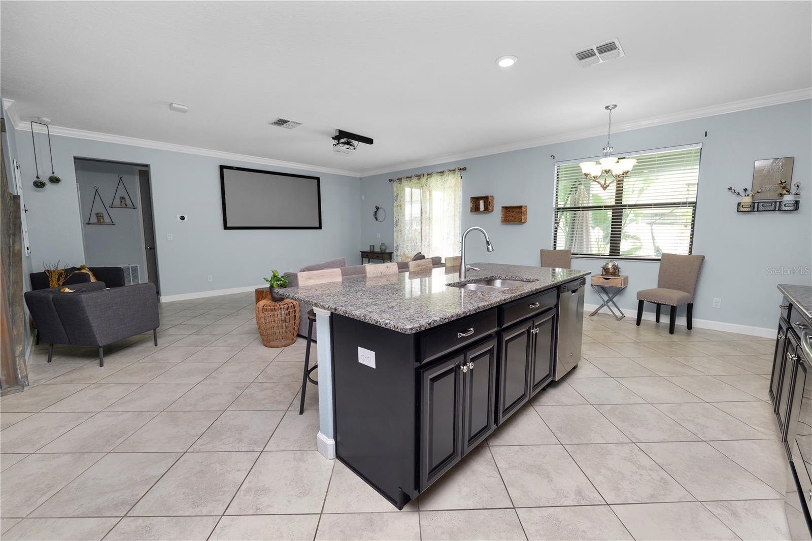 Image 8 of 48 For 13917 Roseate Tern Lane