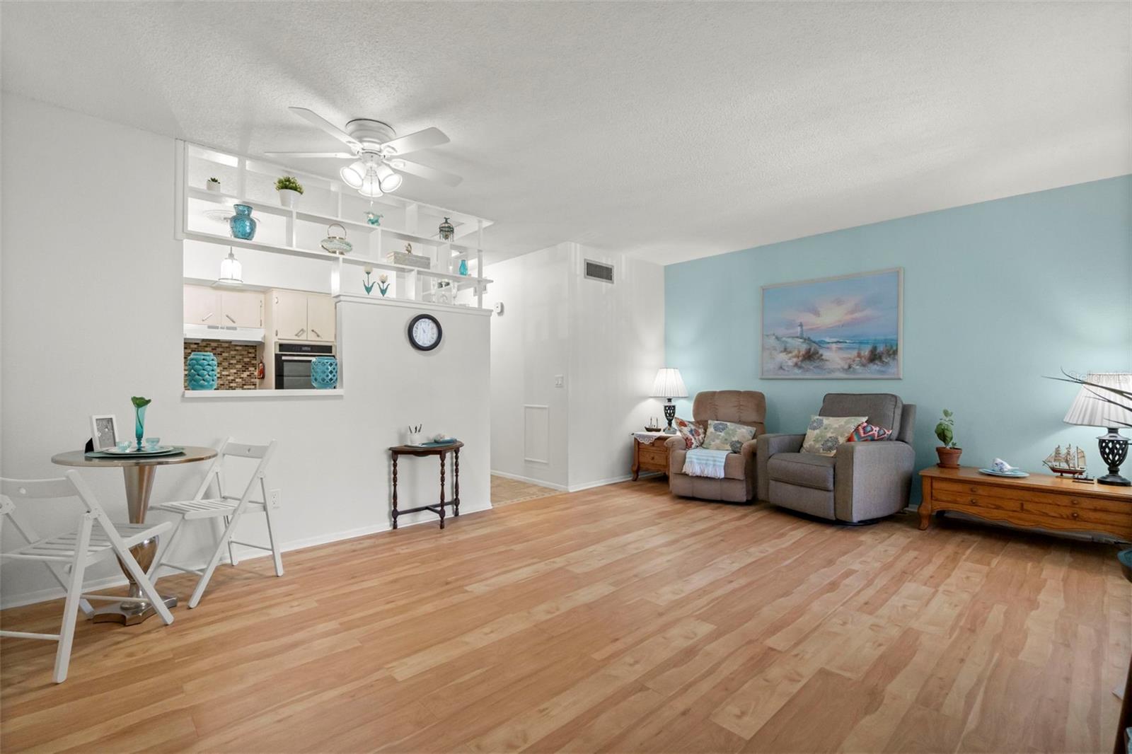 Image 4 of 41 For 2331 Finlandia Lane 53
