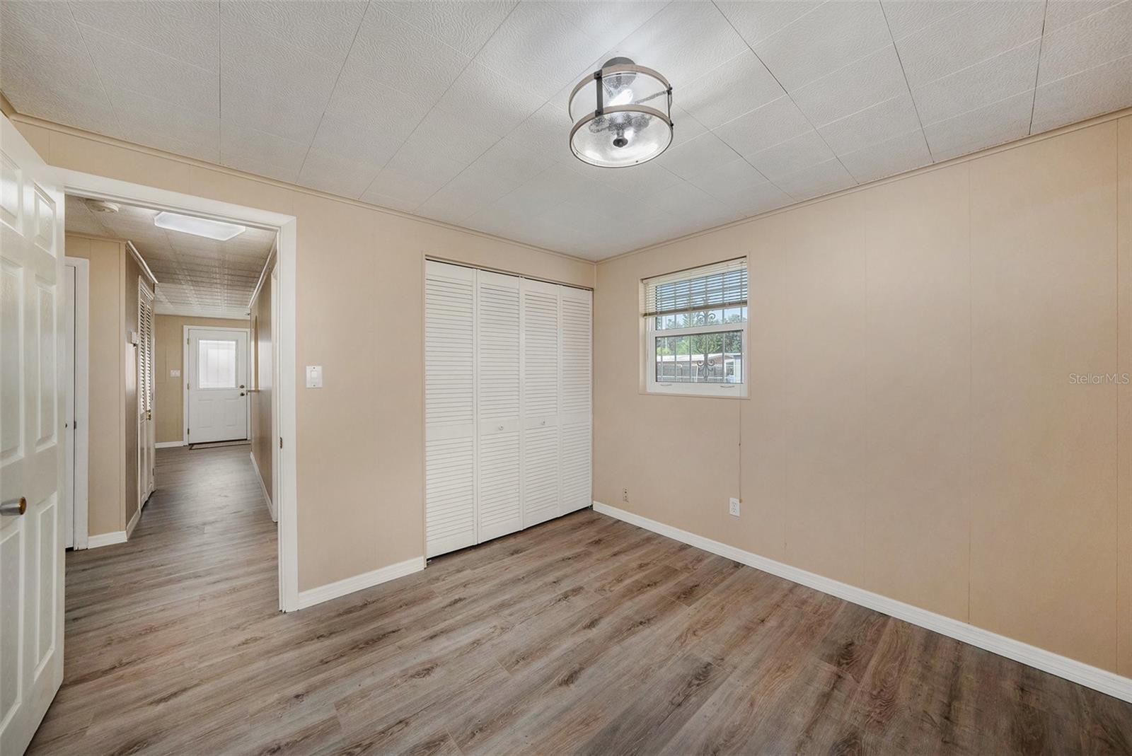 Image 16 of 32 For 5003 86th Street
