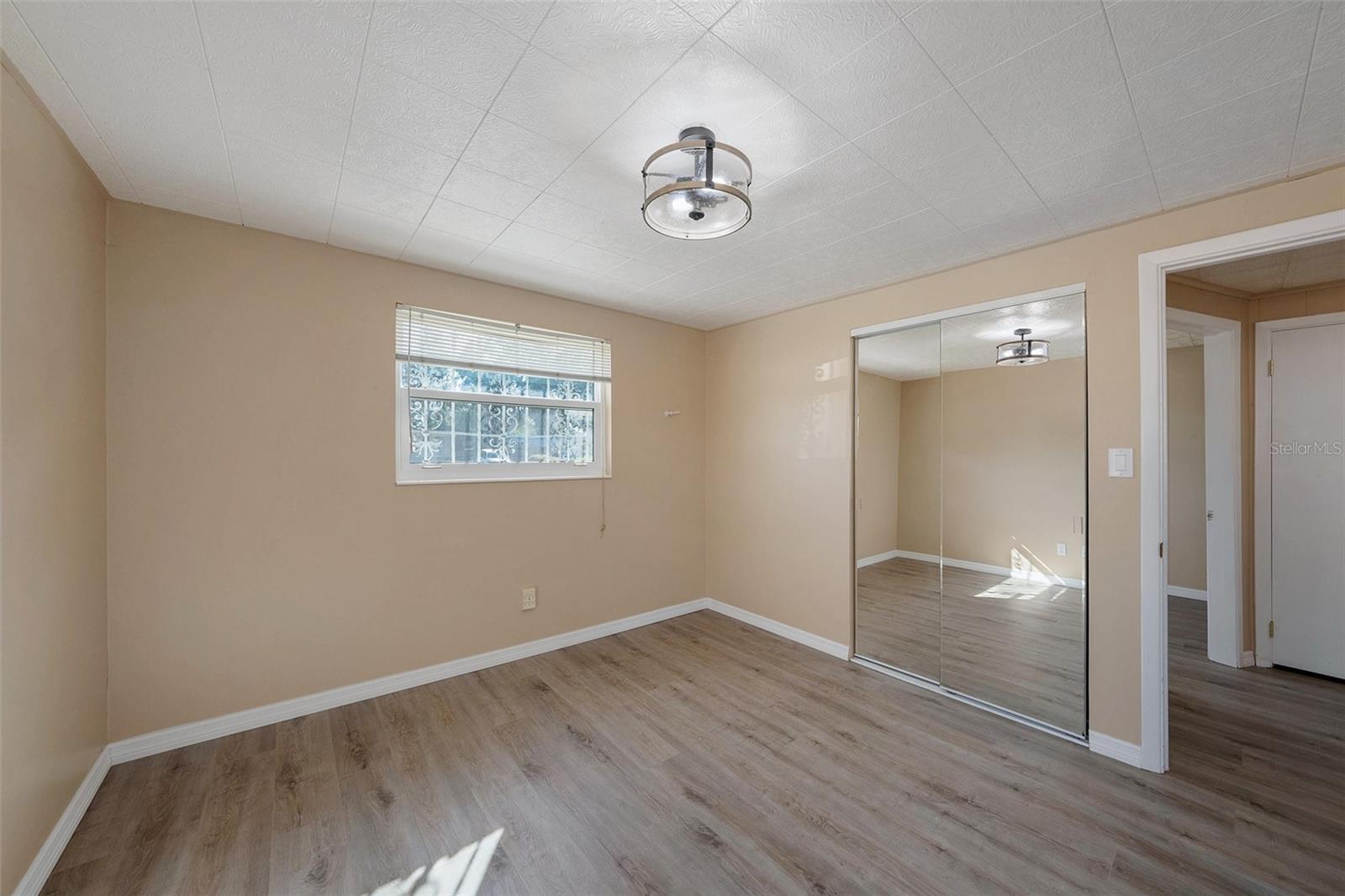 Image 19 of 32 For 5003 86th Street