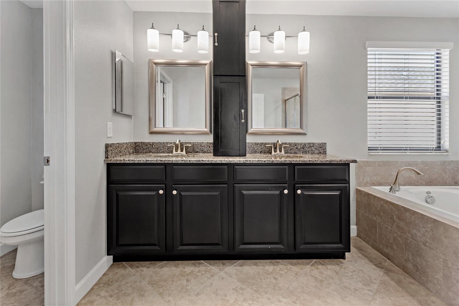 Image 10 of 42 For 4370 Bexley Village Drive