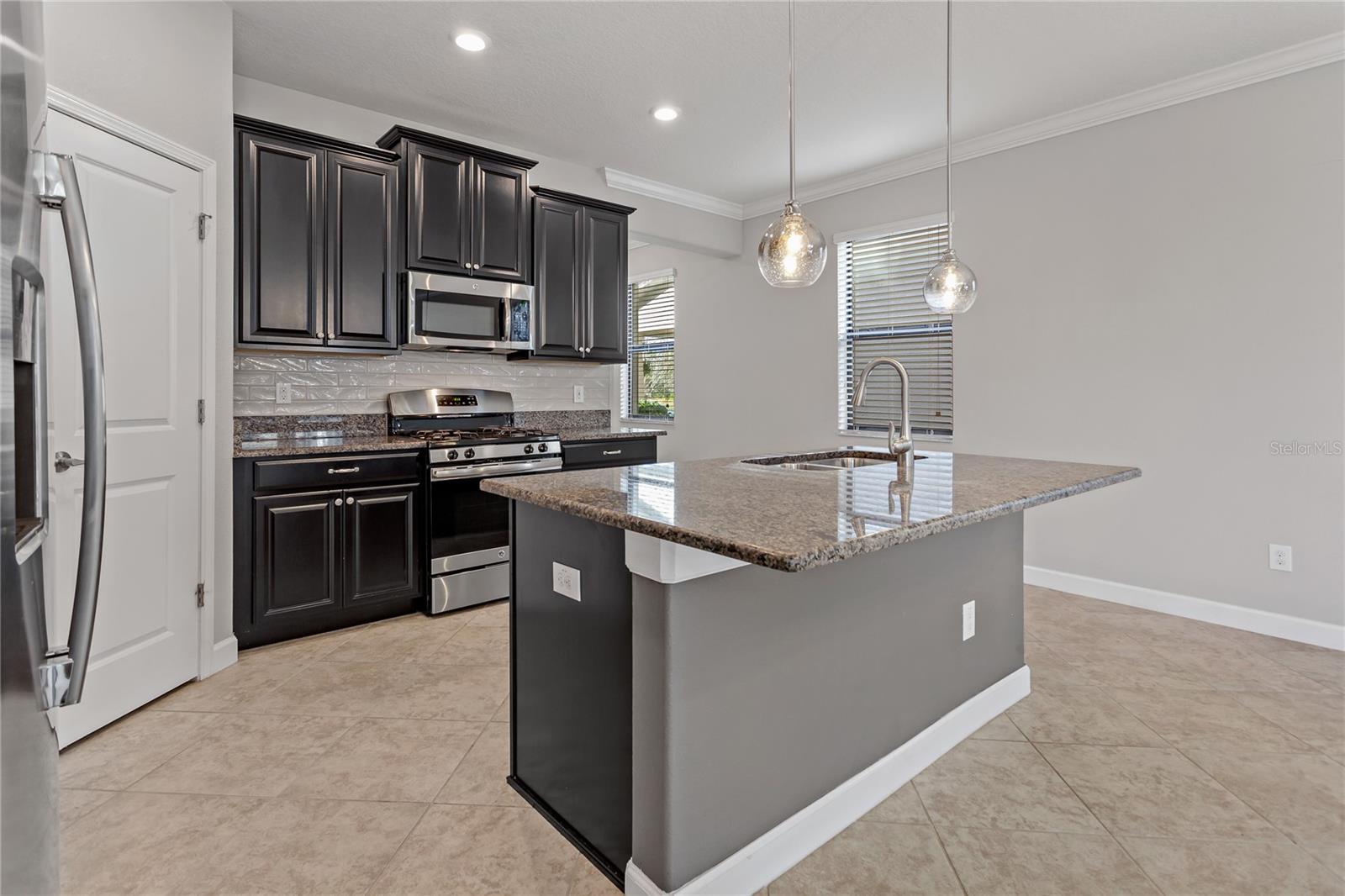 Image 16 of 42 For 4370 Bexley Village Drive