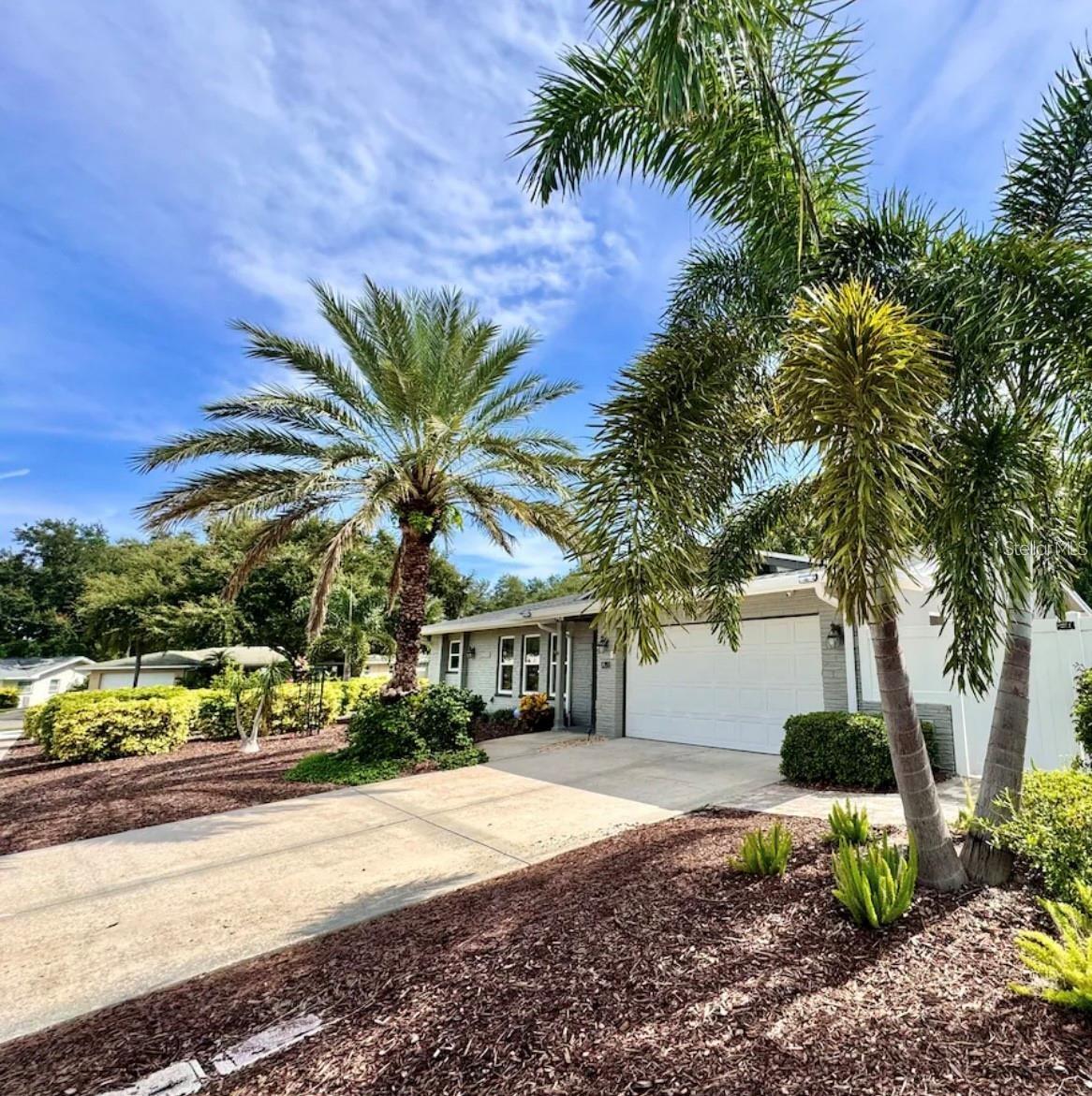 Image 2 of 22 For 1281 Maple Street Sw