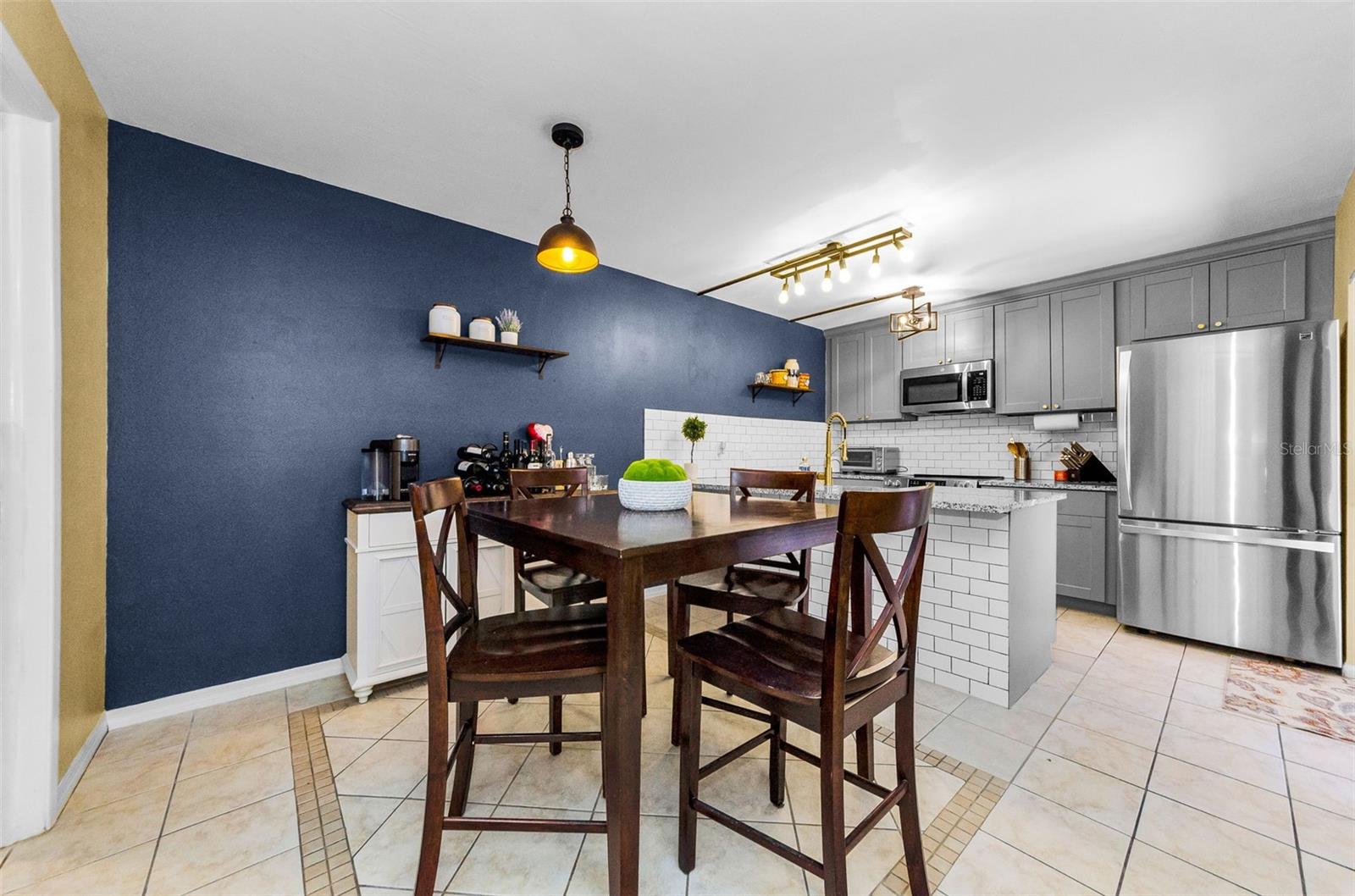 Image 11 of 43 For 2734 5th Court