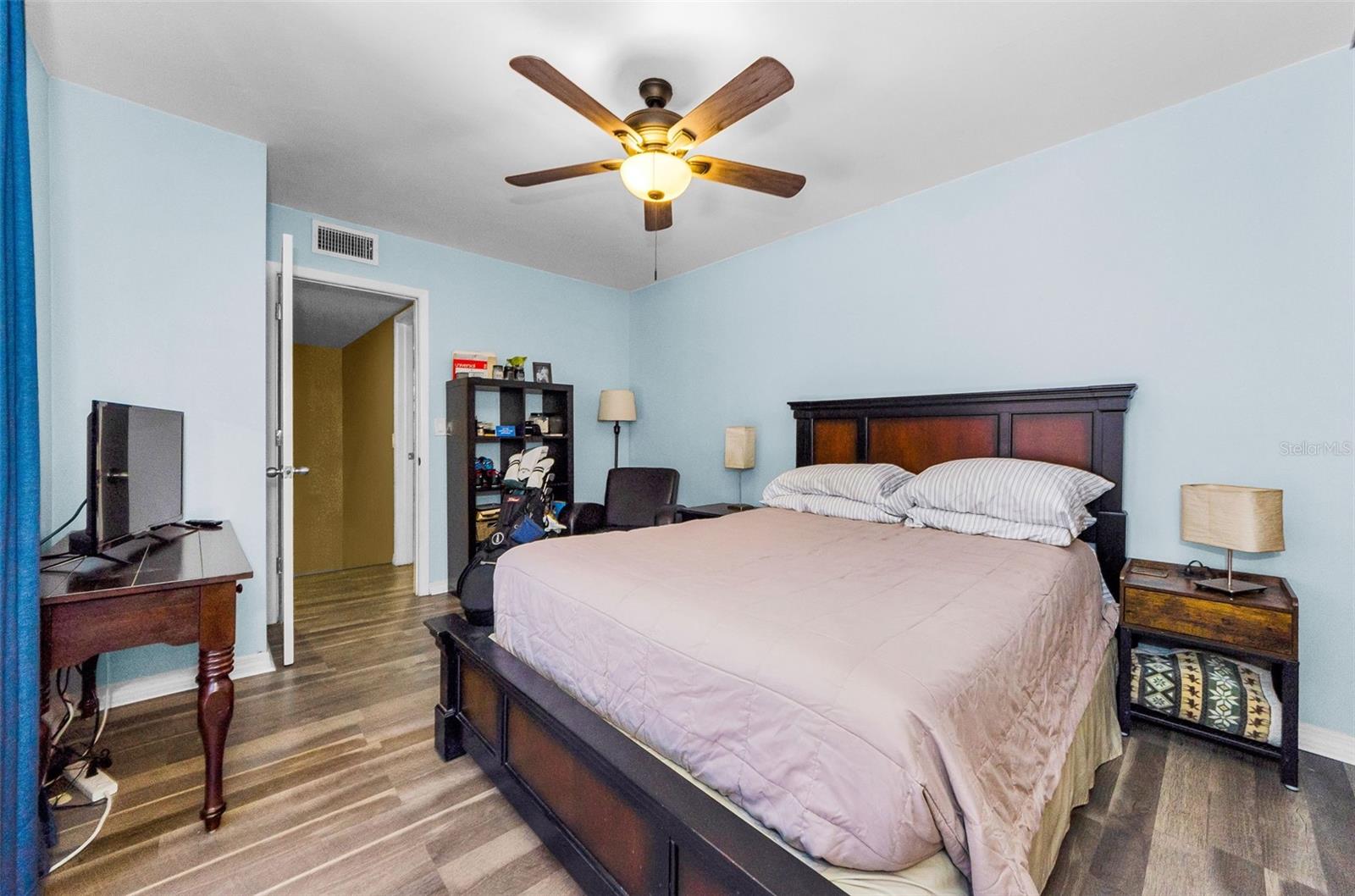 Image 26 of 43 For 2734 5th Court