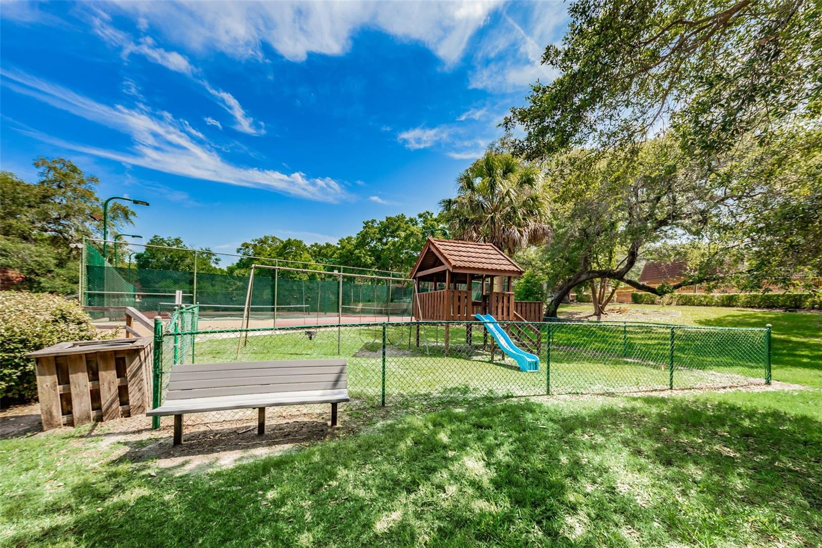 Image 39 of 43 For 2734 5th Court