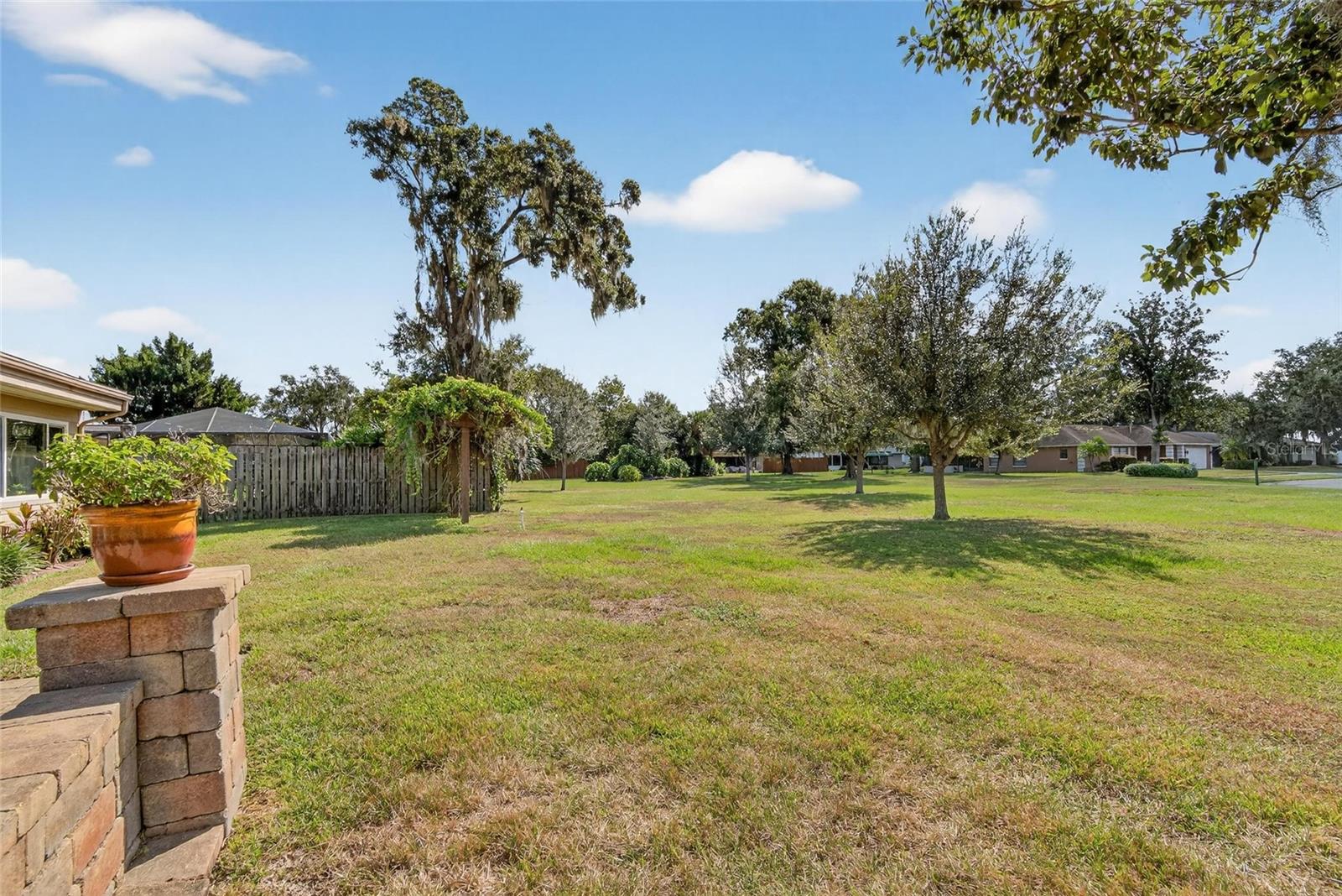Image 13 of 67 For 1615 Teakwood Drive