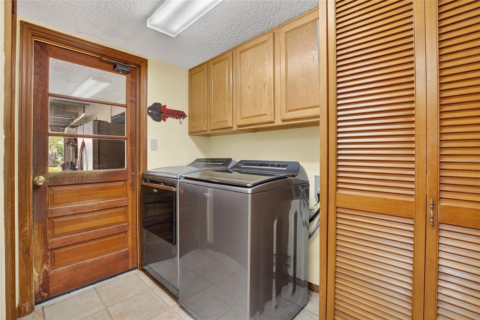 Image 16 of 67 For 1615 Teakwood Drive