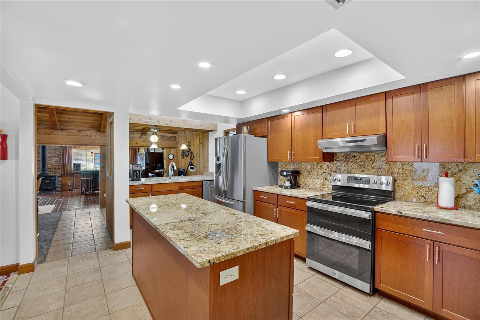 Image 17 of 67 For 1615 Teakwood Drive
