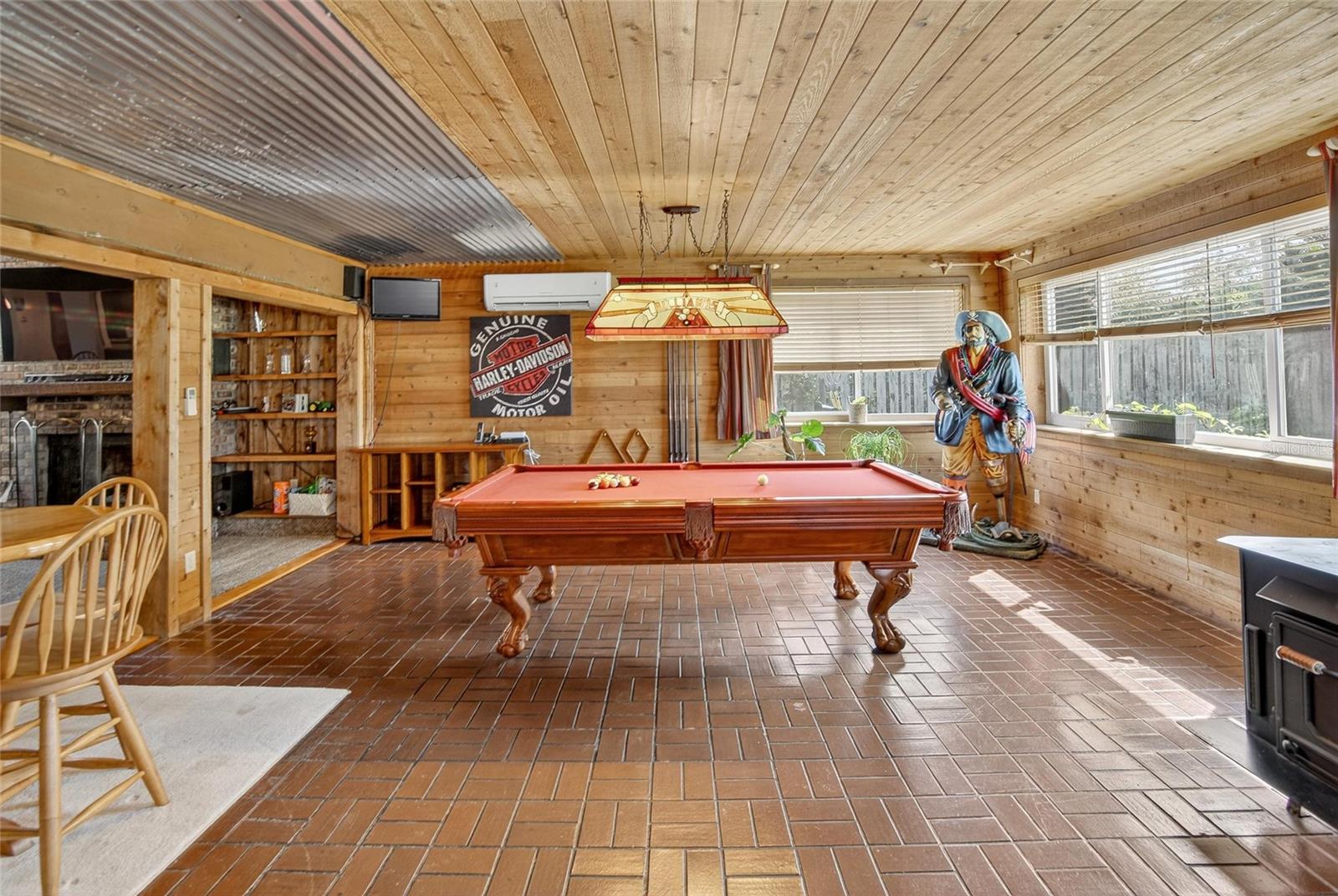 Image 28 of 67 For 1615 Teakwood Drive