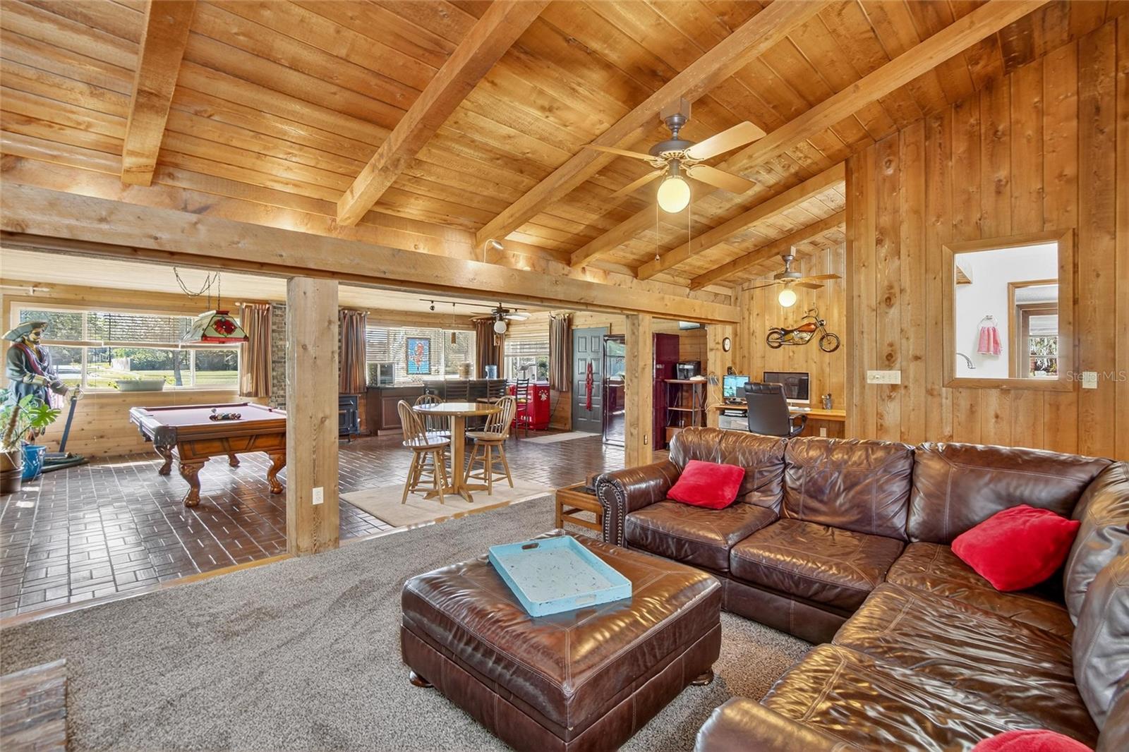 Image 31 of 67 For 1615 Teakwood Drive