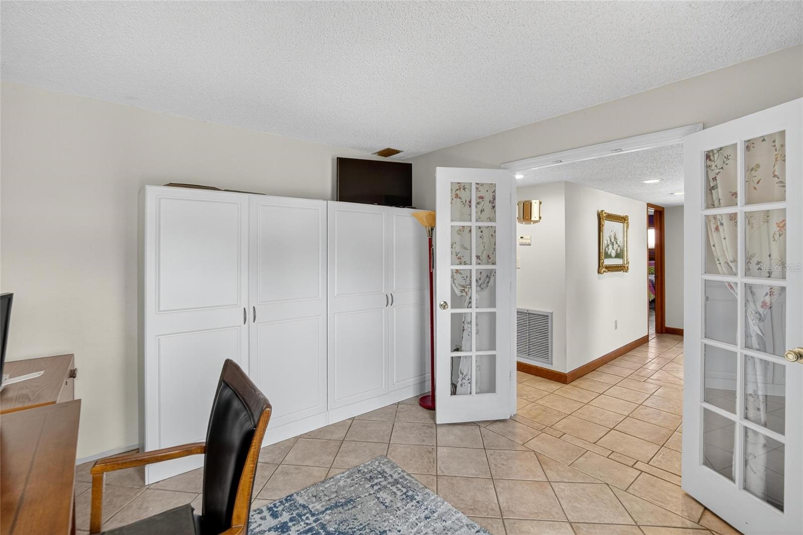 Image 34 of 67 For 1615 Teakwood Drive
