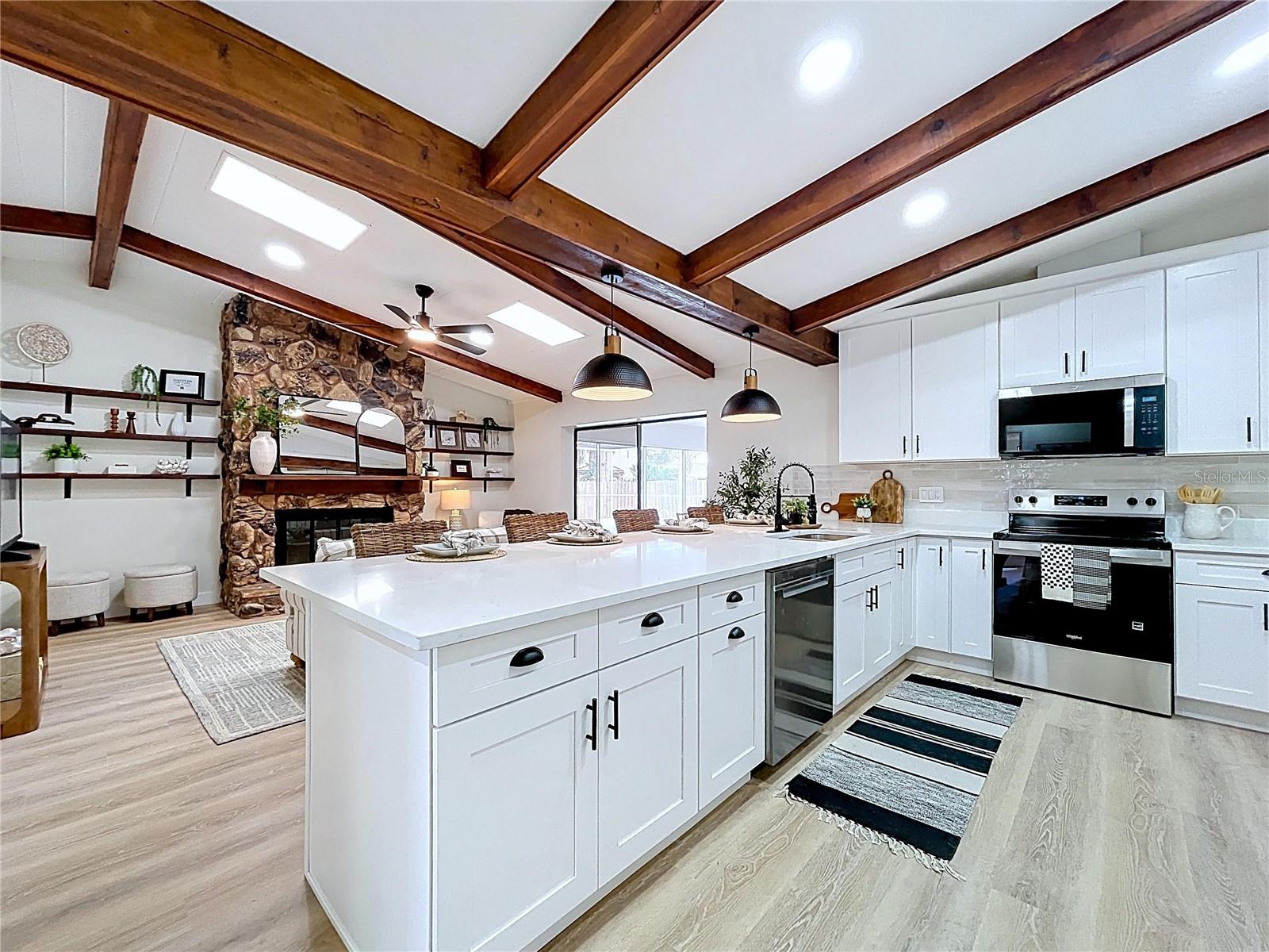 Image 10 of 92 For 8267 Norwood Road