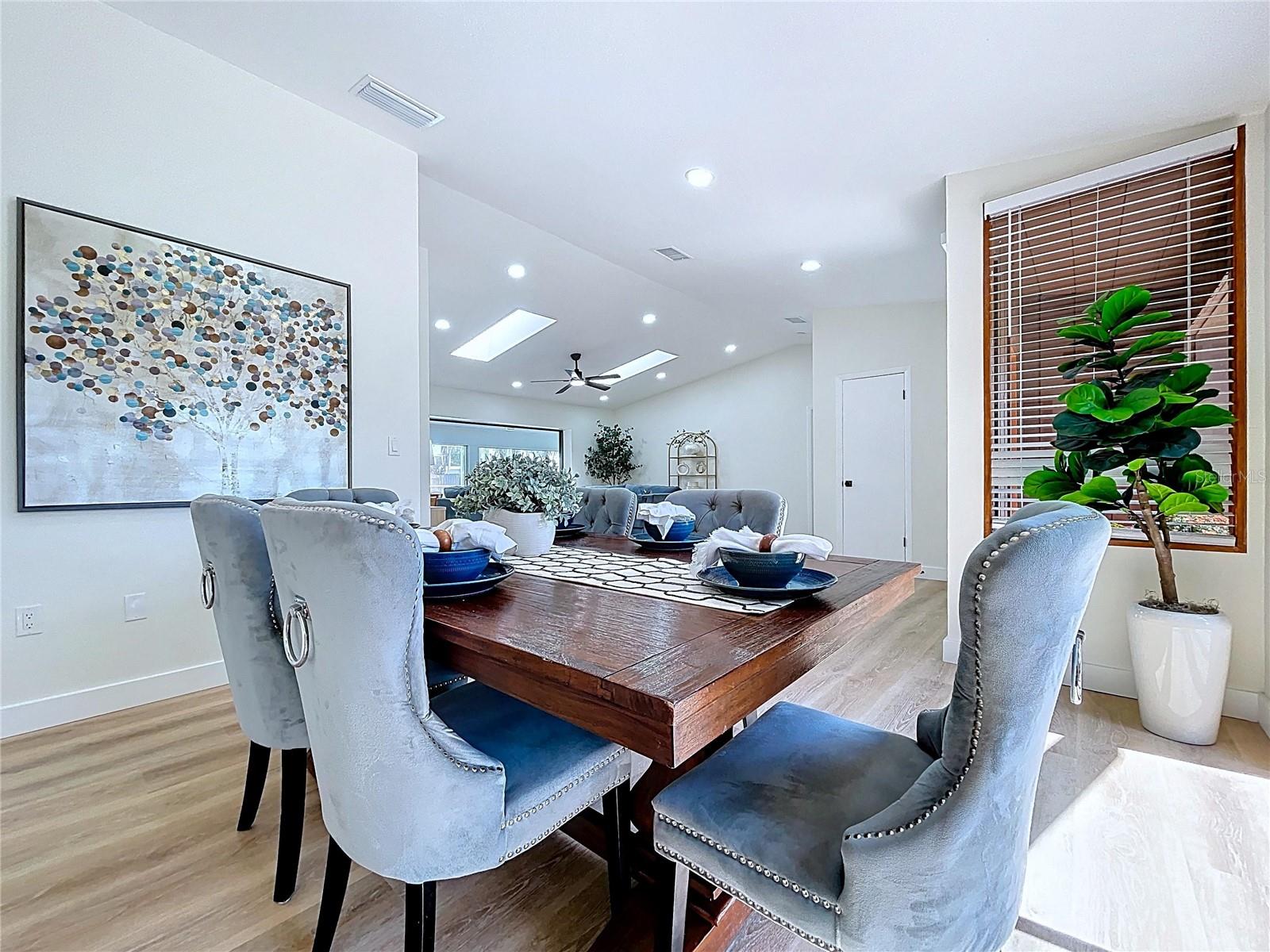 Image 20 of 92 For 8267 Norwood Road