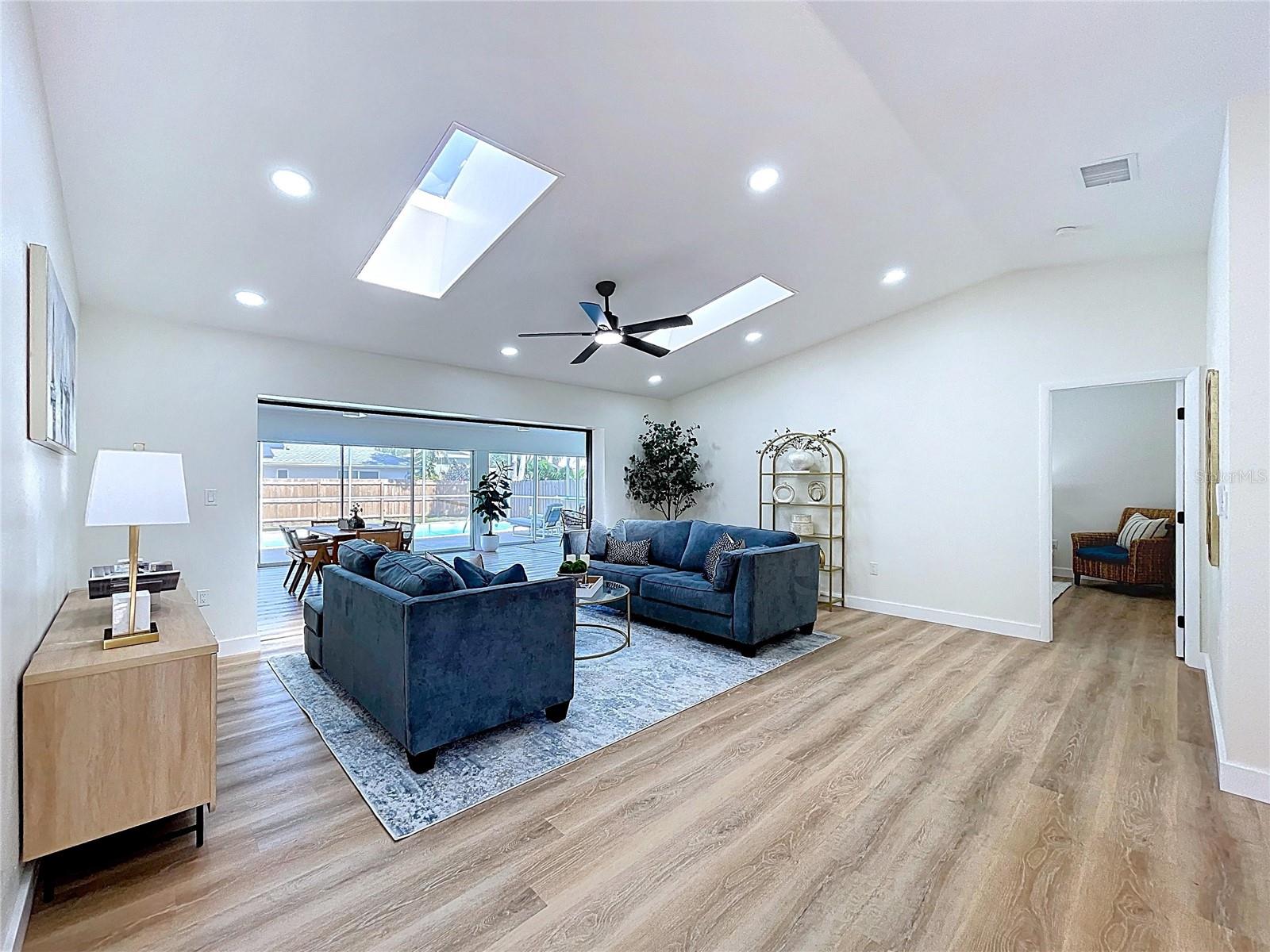 Image 25 of 92 For 8267 Norwood Road