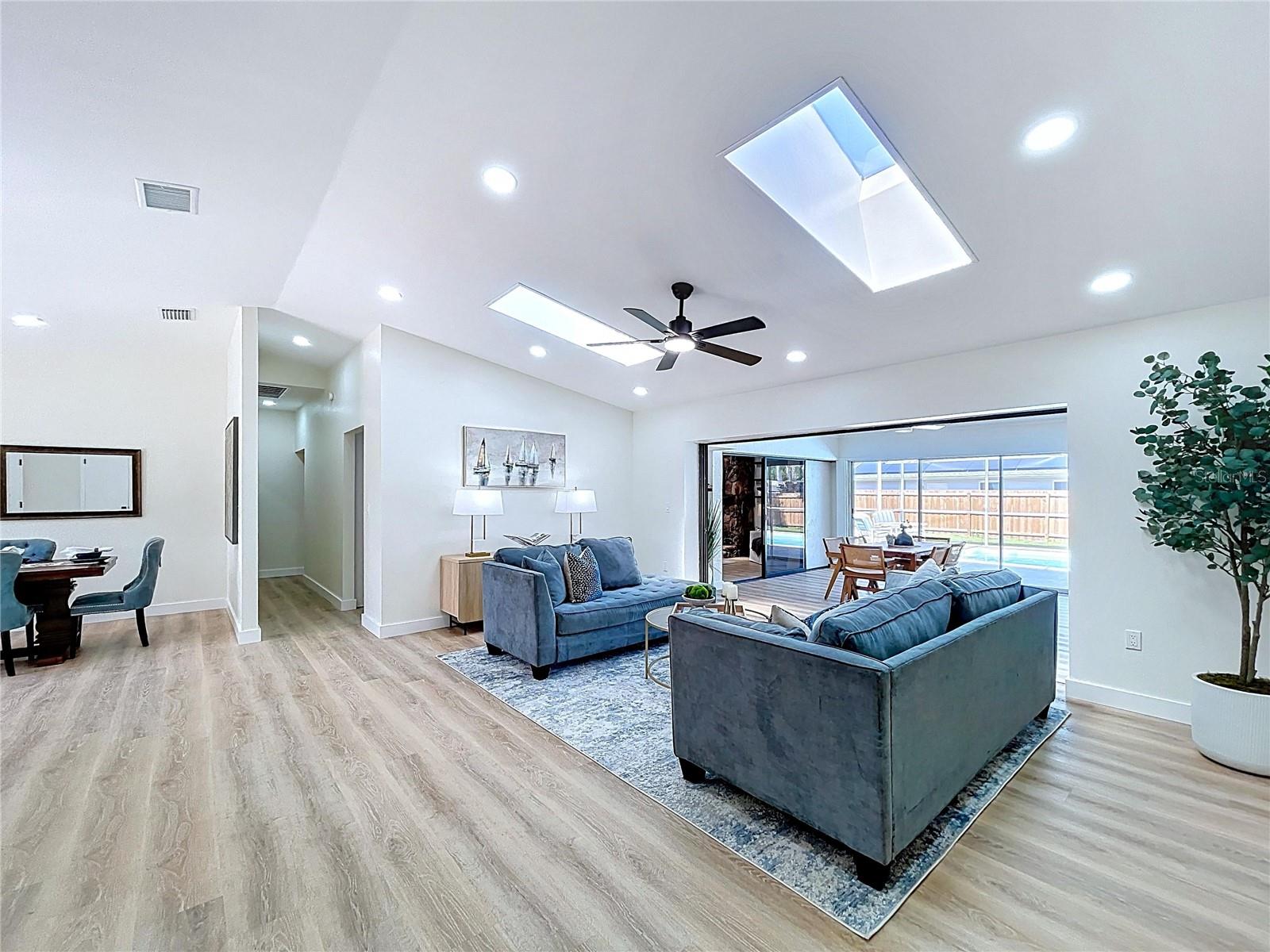 Image 26 of 92 For 8267 Norwood Road