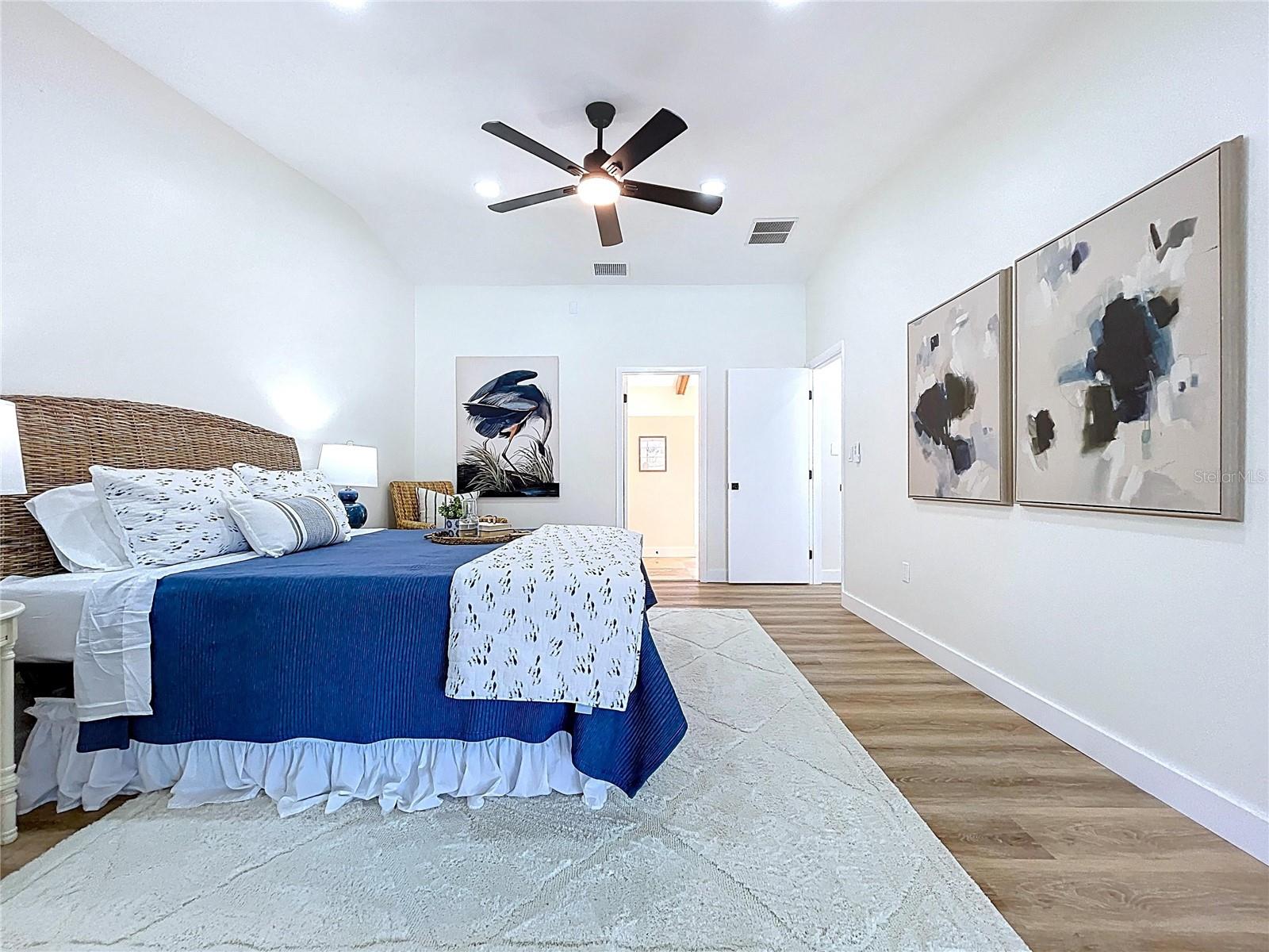 Image 29 of 92 For 8267 Norwood Road