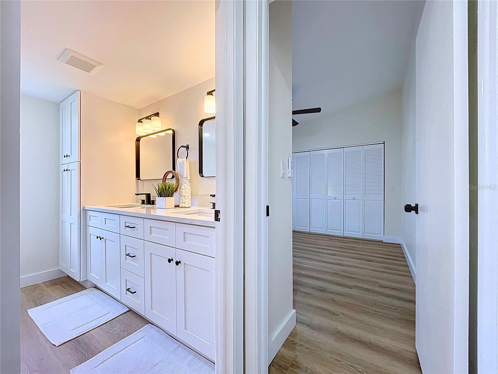 Image 47 of 92 For 8267 Norwood Road