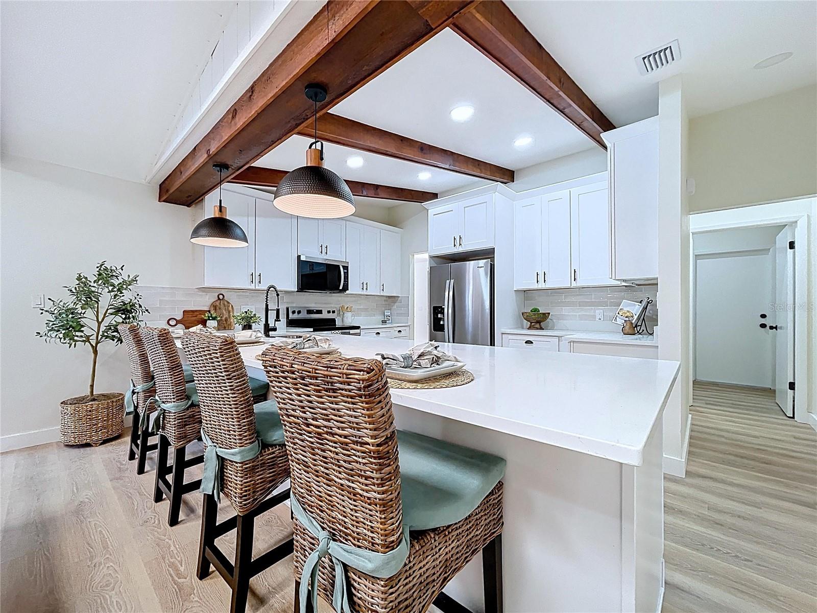 Image 8 of 92 For 8267 Norwood Road