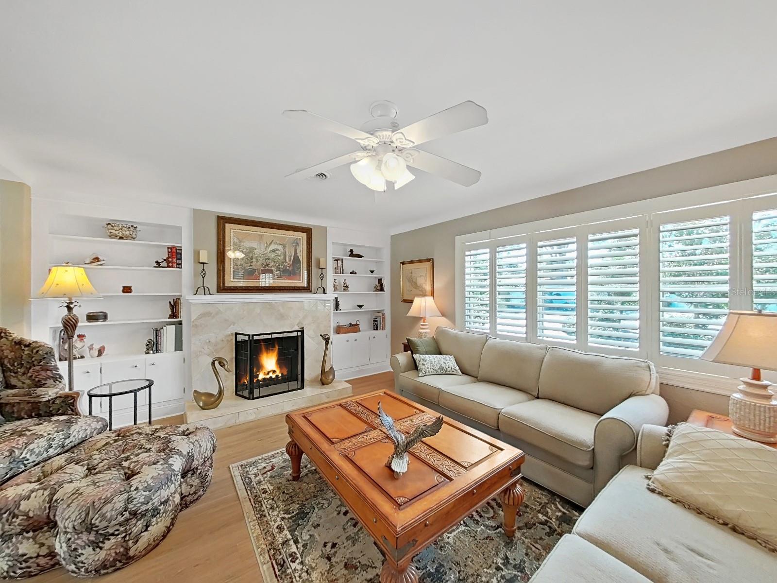 Image 8 of 31 For 6601 Renaldo Way S