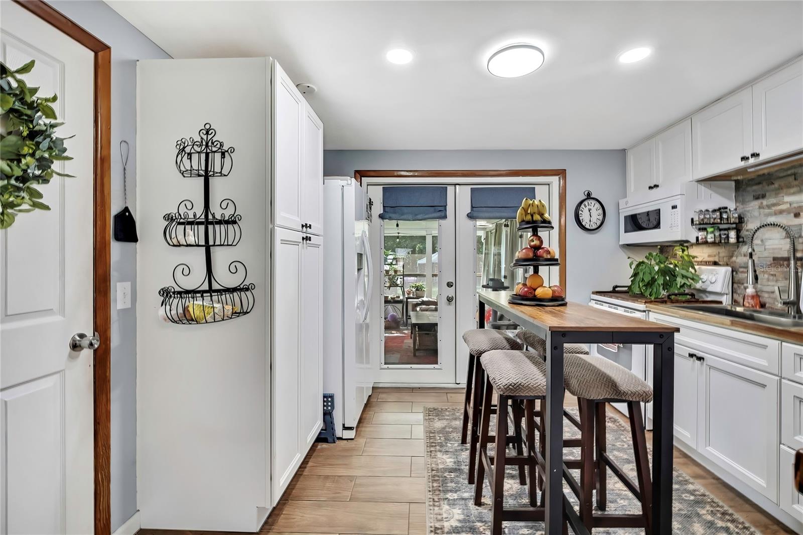 Image 8 of 41 For 7766 Spanish Trail