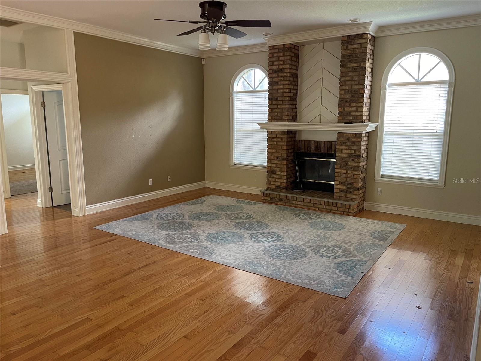 Image 5 of 21 For 2772 Challenger Drive