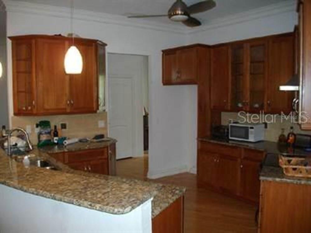 Image 7 of 21 For 2772 Challenger Drive