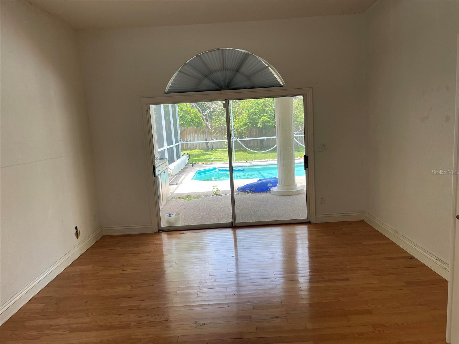 Image 8 of 21 For 2772 Challenger Drive