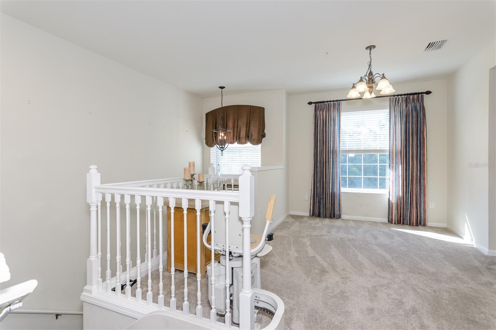 Image 10 of 62 For 870 Lantern Way